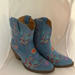 Dingo Blue Floral Embroidered Ankle Boots